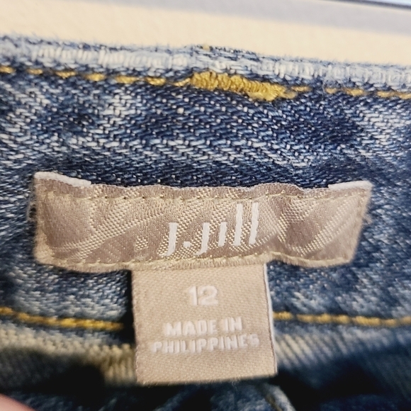 J. Jill | Women's Slightly Distressed Straight Leg Jeans (Size 12) - Picture 2 of 11